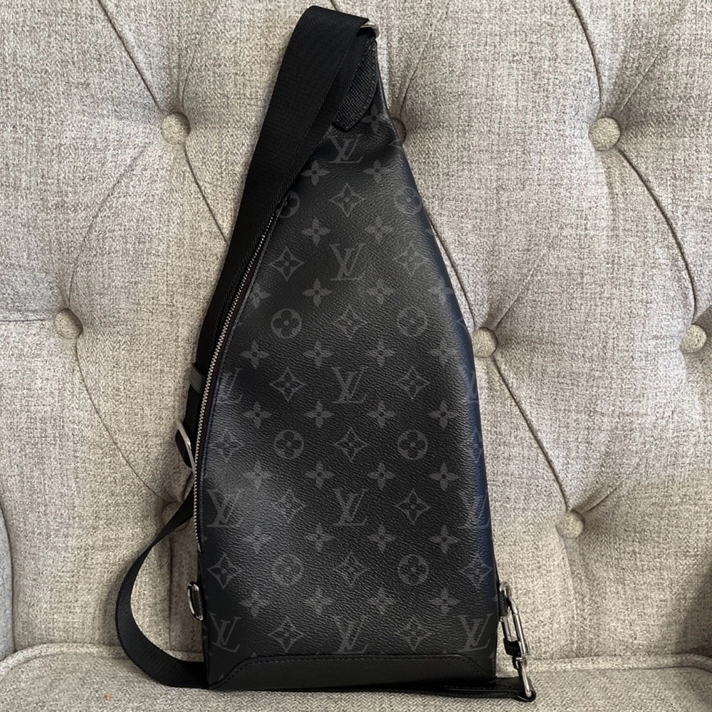 Authentic Louis Vuitton Duo Sling Bag Taigarama Black Monogram - Picture 6 of 11